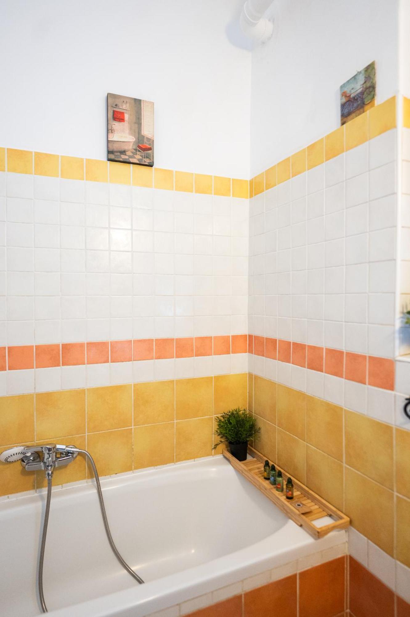 Bricks & Bikes Apartment ซาเกร็บ ภายนอก รูปภาพ