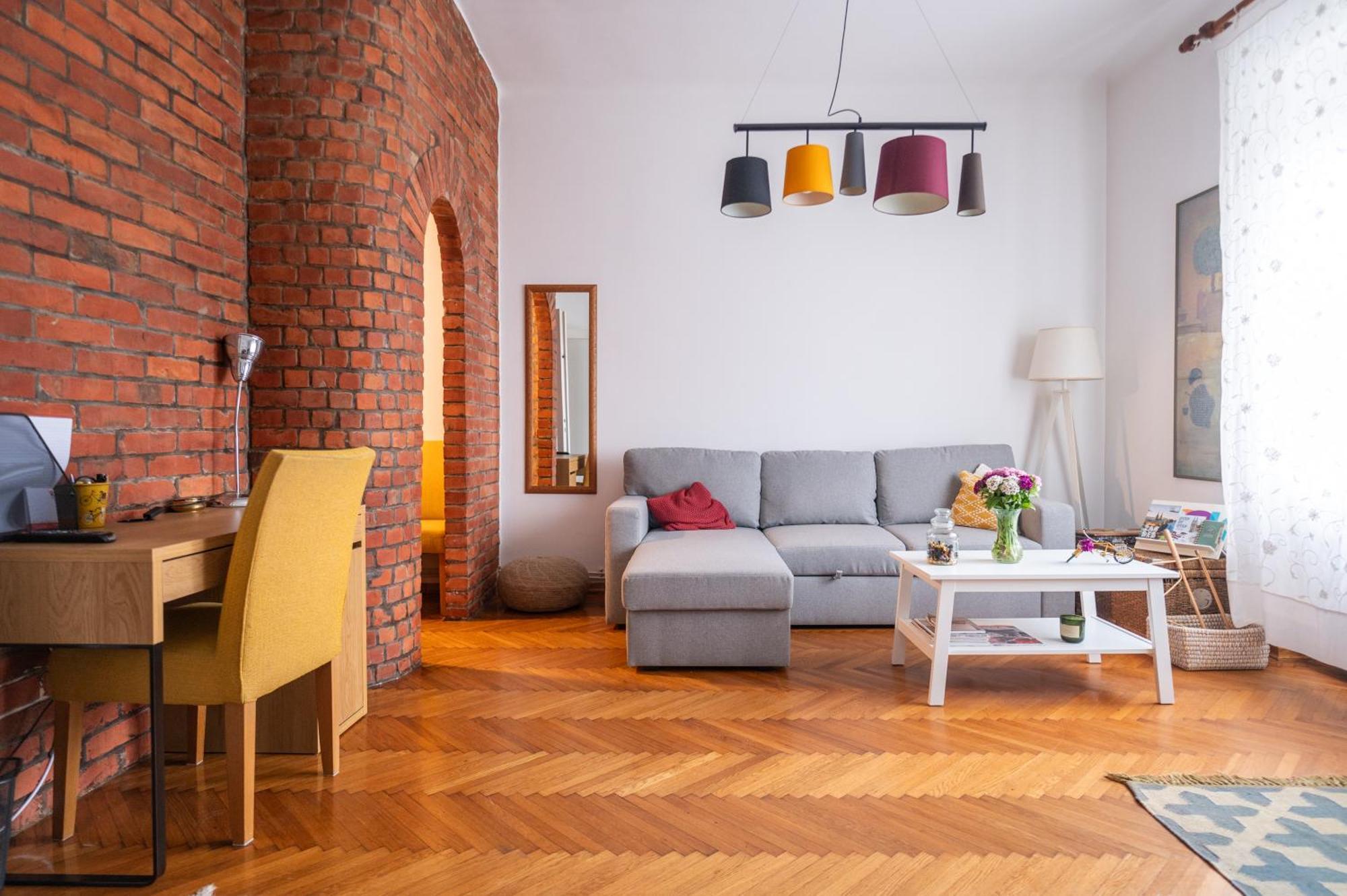 Bricks & Bikes Apartment ซาเกร็บ ภายนอก รูปภาพ